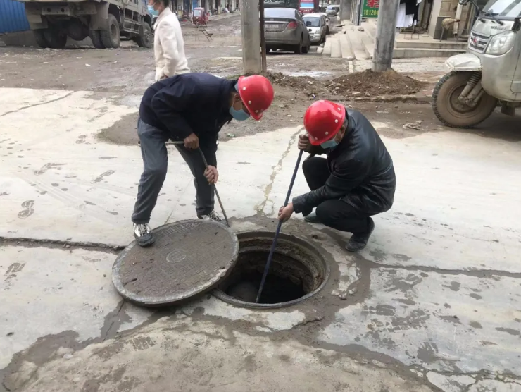 泓源能源供應公司全力保障供熱質(zhì)量服務群眾溫暖過冬(圖1)