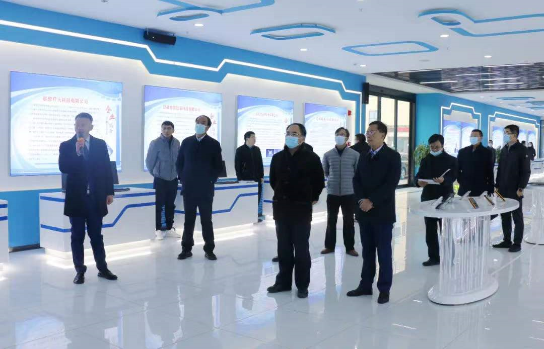 唐如海督查調(diào)研市產(chǎn)投集團改革發(fā)展情況(圖2) 唐如海督查調(diào)研市產(chǎn)投集團改革發(fā)展情況(圖2)