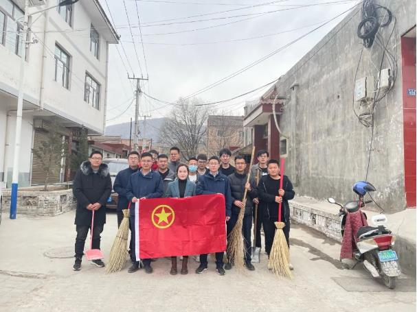 市產(chǎn)投集團(tuán)團(tuán)委開(kāi)展“學(xué)雷鋒義務(wù)清掃活動(dòng)”(圖3)