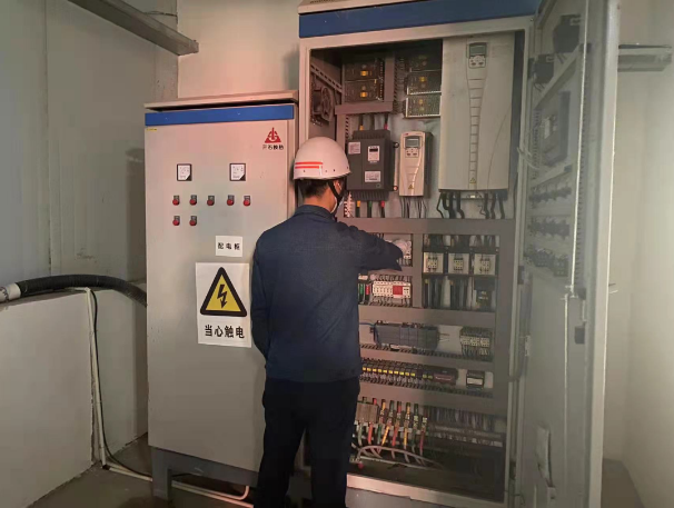 市產(chǎn)投集團(tuán)能源供應(yīng)公司圓滿完成2021-2022年度平?jīng)龉I(yè)園區(qū)集中供熱任務(wù)(圖2) 市產(chǎn)投集團(tuán)能源供應(yīng)公司圓滿完成2021-2022年度平?jīng)龉I(yè)園區(qū)集中供熱任務(wù)(圖2)