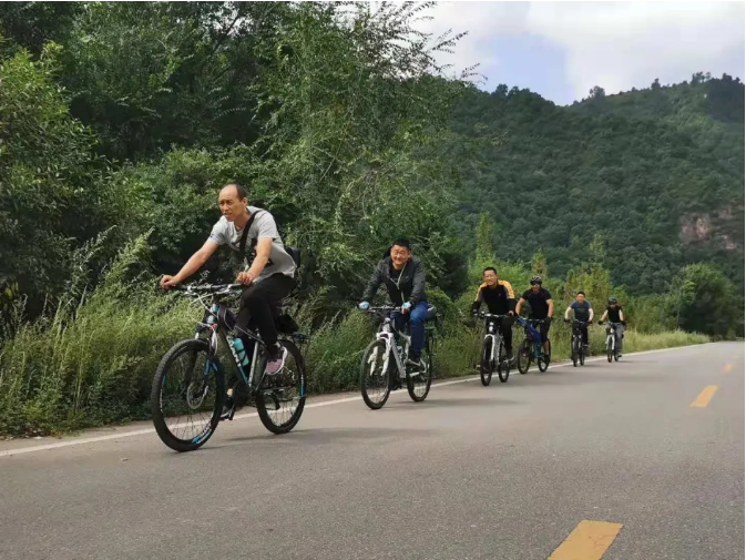 市產(chǎn)投集團(tuán)打造“泓源紅”黨建品牌助推高質(zhì)量發(fā)展(圖15) 市產(chǎn)投集團(tuán)打造“泓源紅”黨建品牌助推高質(zhì)量發(fā)展(圖15)