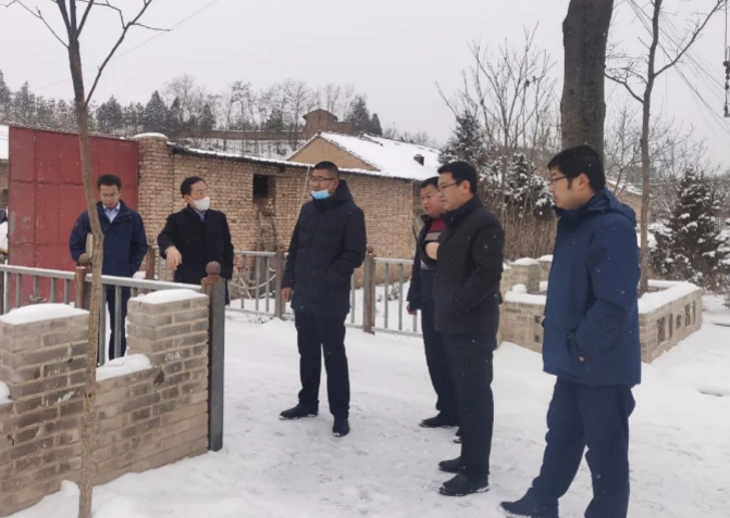 筑起安全墻 照亮鄉(xiāng)村路——市產(chǎn)投集團(tuán)鼎力支持包抓共建村社文明創(chuàng)建工作(圖6) 筑起安全墻 照亮鄉(xiāng)村路——市產(chǎn)投集團(tuán)鼎力支持包抓共建村社文明創(chuàng)建工作(圖6)