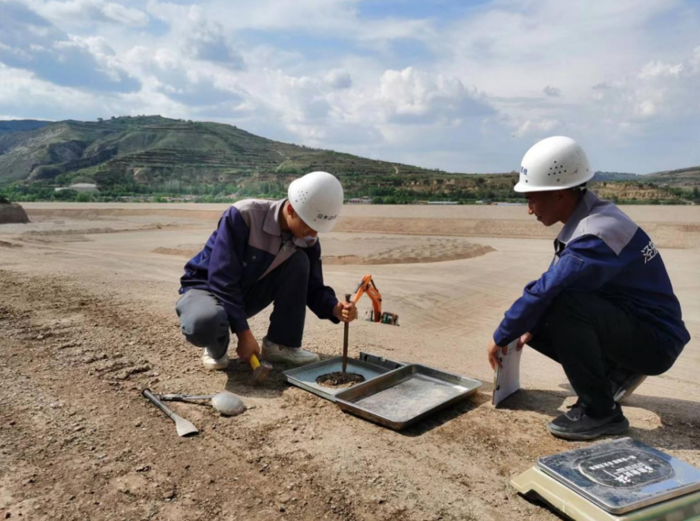 市產(chǎn)投集團涇東設計公司參與2022年全市水利工程質(zhì)量抽檢(圖2) 市產(chǎn)投集團涇東設計公司參與2022年全市水利工程質(zhì)量抽檢(圖2)