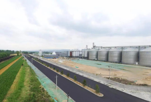 市產(chǎn)投集團(tuán)上半年項(xiàng)目建設(shè)進(jìn)展順利(圖9) 市產(chǎn)投集團(tuán)上半年項(xiàng)目建設(shè)進(jìn)展順利(圖9)